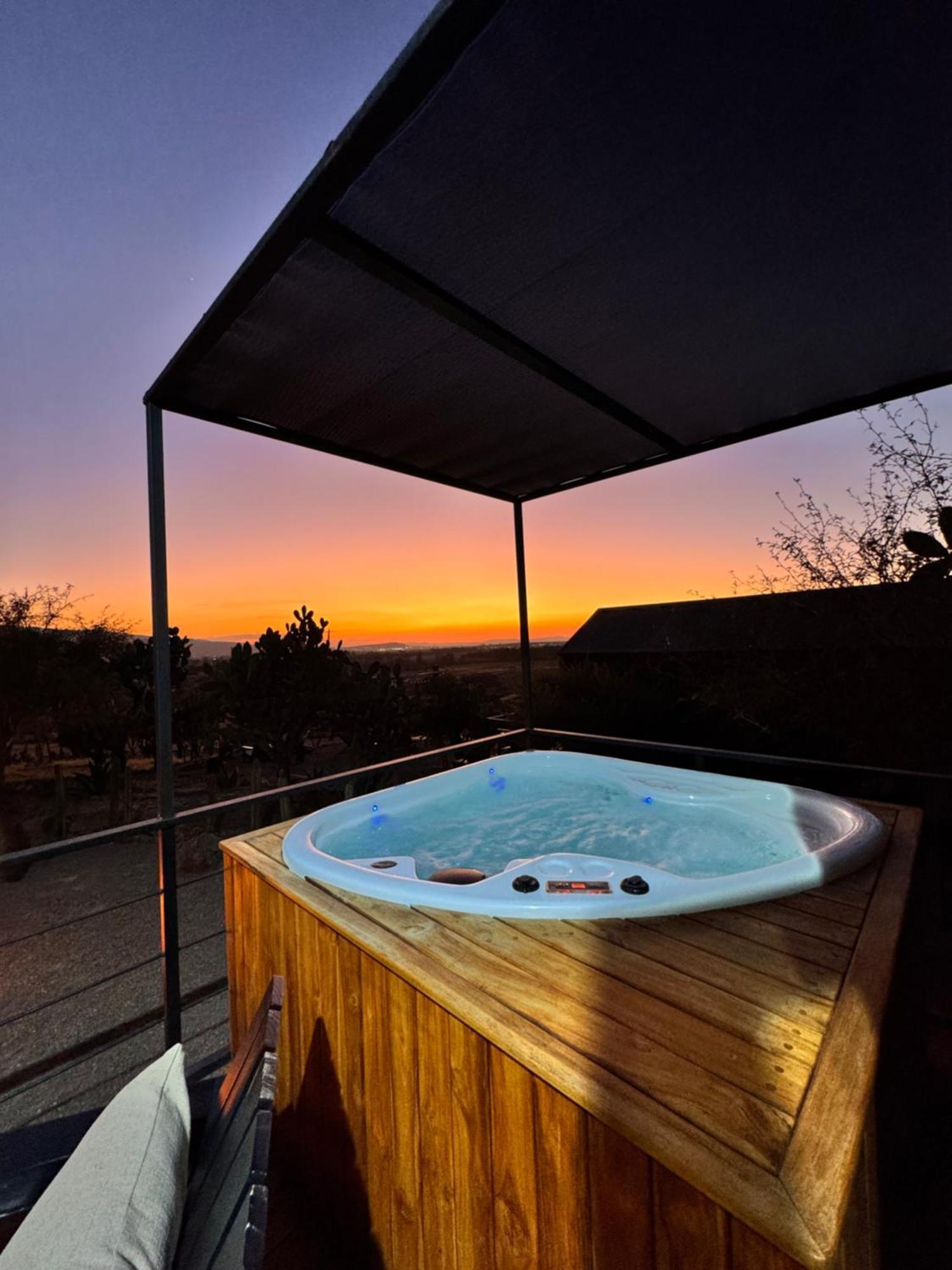 Hotel Coyote Alcocer 외부 사진
