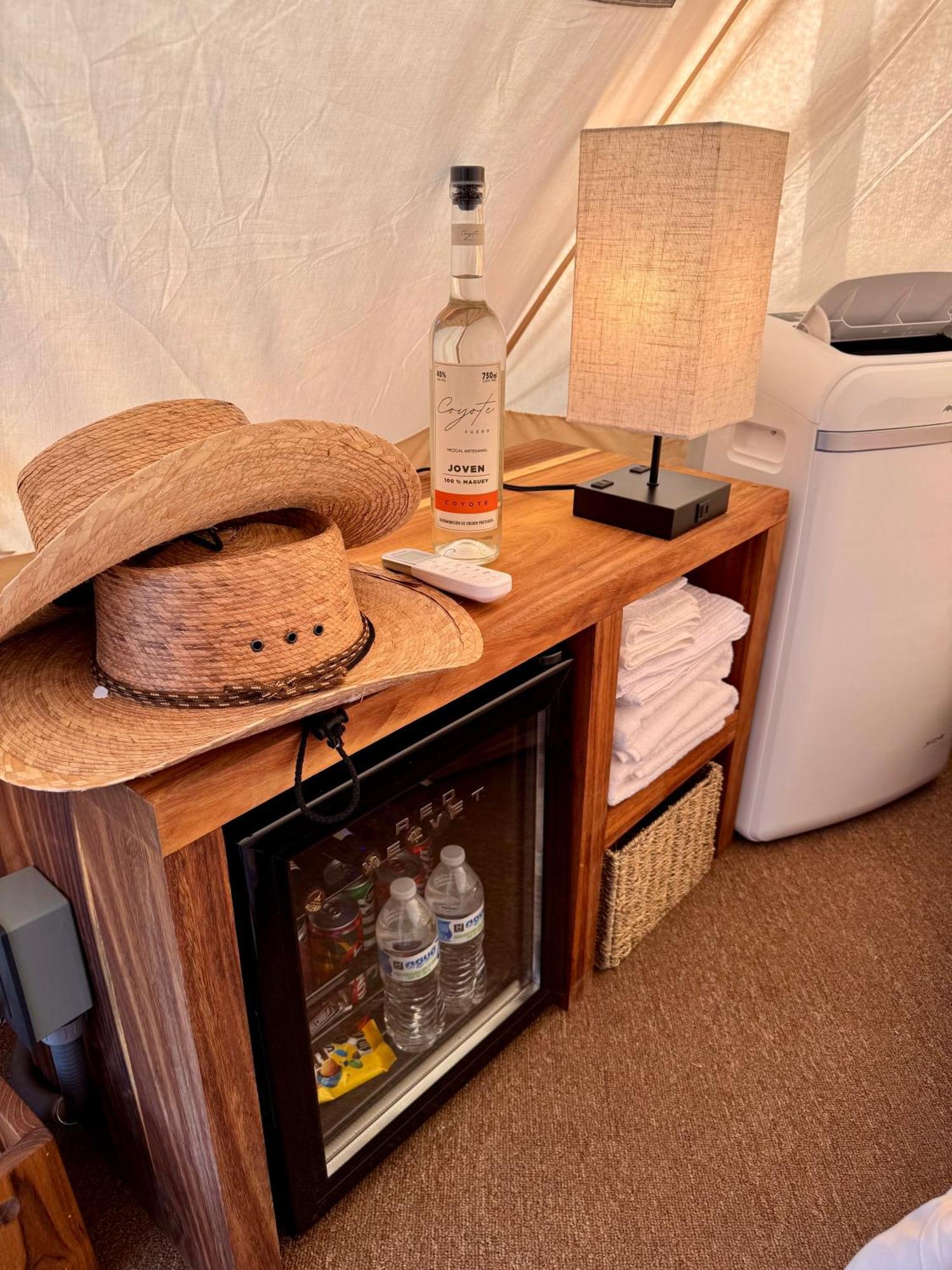 Hotel Coyote Alcocer 외부 사진